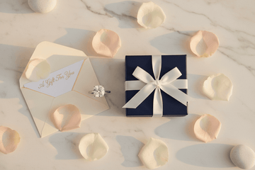 The Thoughtful Gift Guide: Why a Charmsolo Gift Card Is the Perfect Jewelry Present - charmsolo