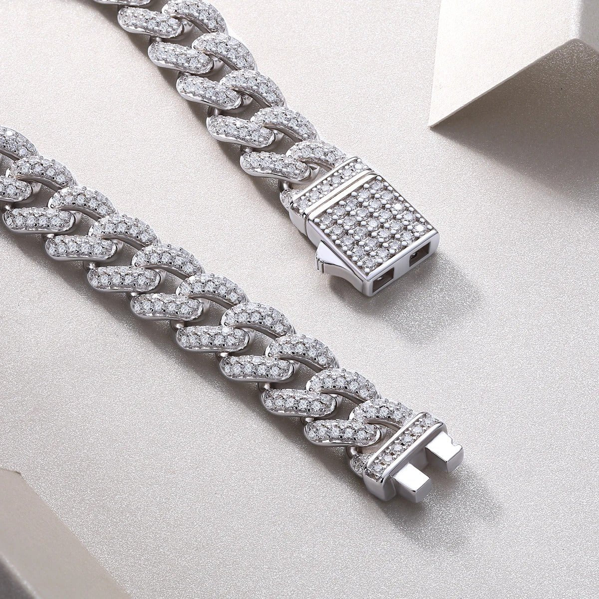 581-Stone Moissanite Cuban Chain Bracelet | S925 Silver 18K Gold Plated | 1.2–1.6mm VVS1 D-Color Eight Hearts & Arrows | Unisex | GRA Certified | Charmsolo