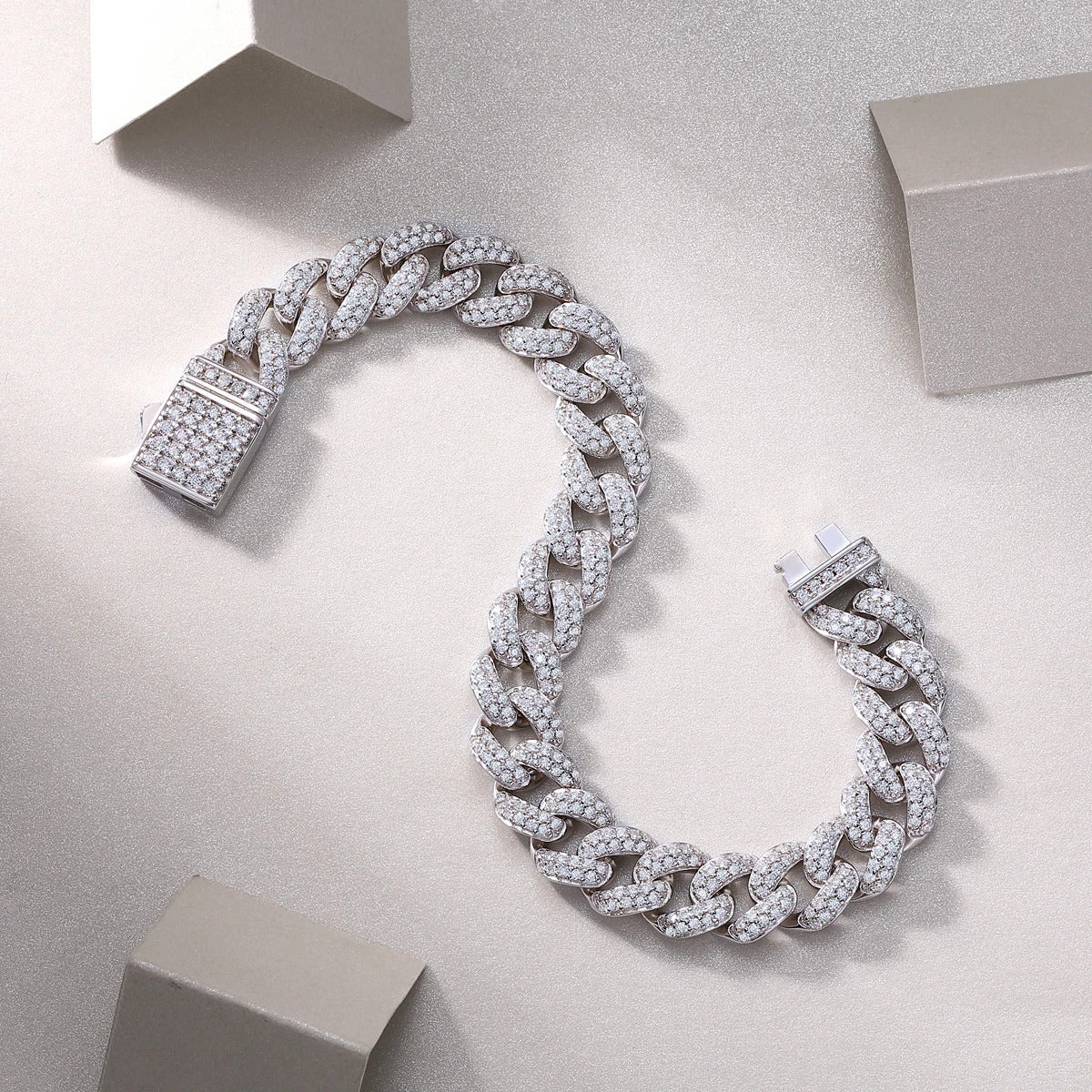 581-Stone Moissanite Cuban Chain Bracelet | S925 Silver 18K Gold Plated | 1.2–1.6mm VVS1 D-Color Eight Hearts & Arrows | Unisex | GRA Certified | Charmsolo
