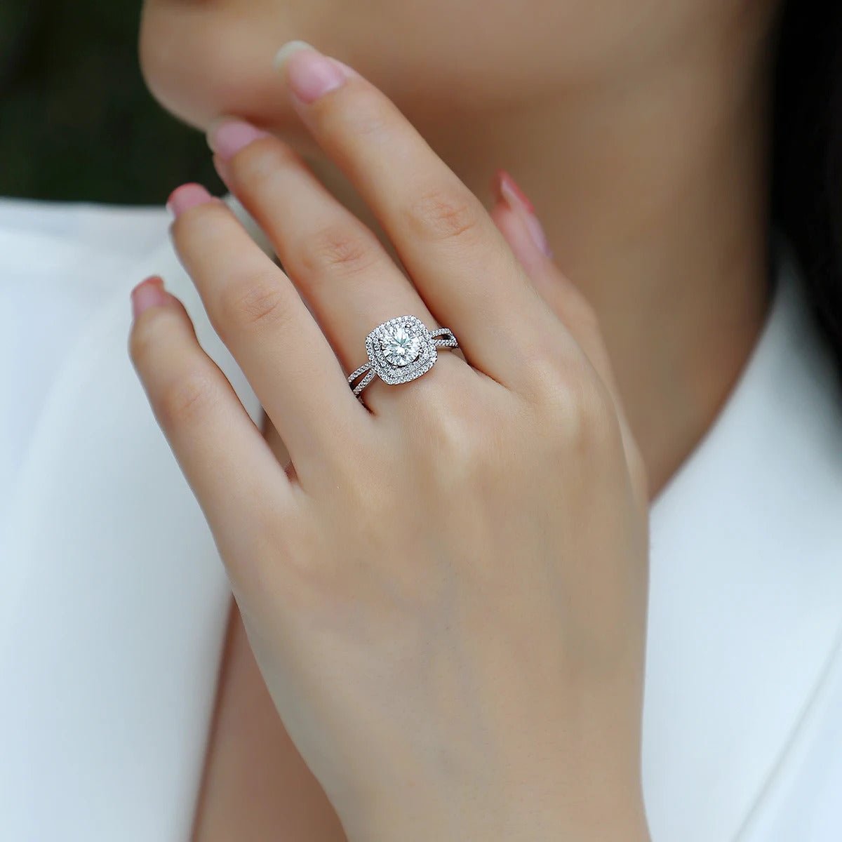 Moissanite Ring 925 Silver – 1ct VVS1 D Color + 88 CZ Accents Thick Gold | Charmsolo