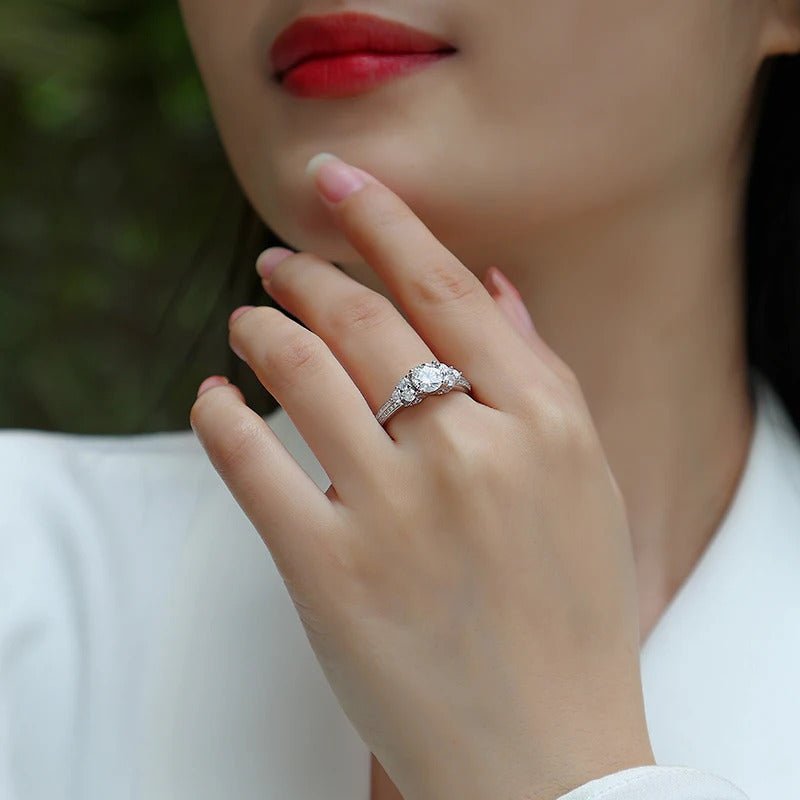 Moissanite Multi-Stone Ring 925 Silver – 1ct VVS1 D Color Prong Setting | Charmsolo