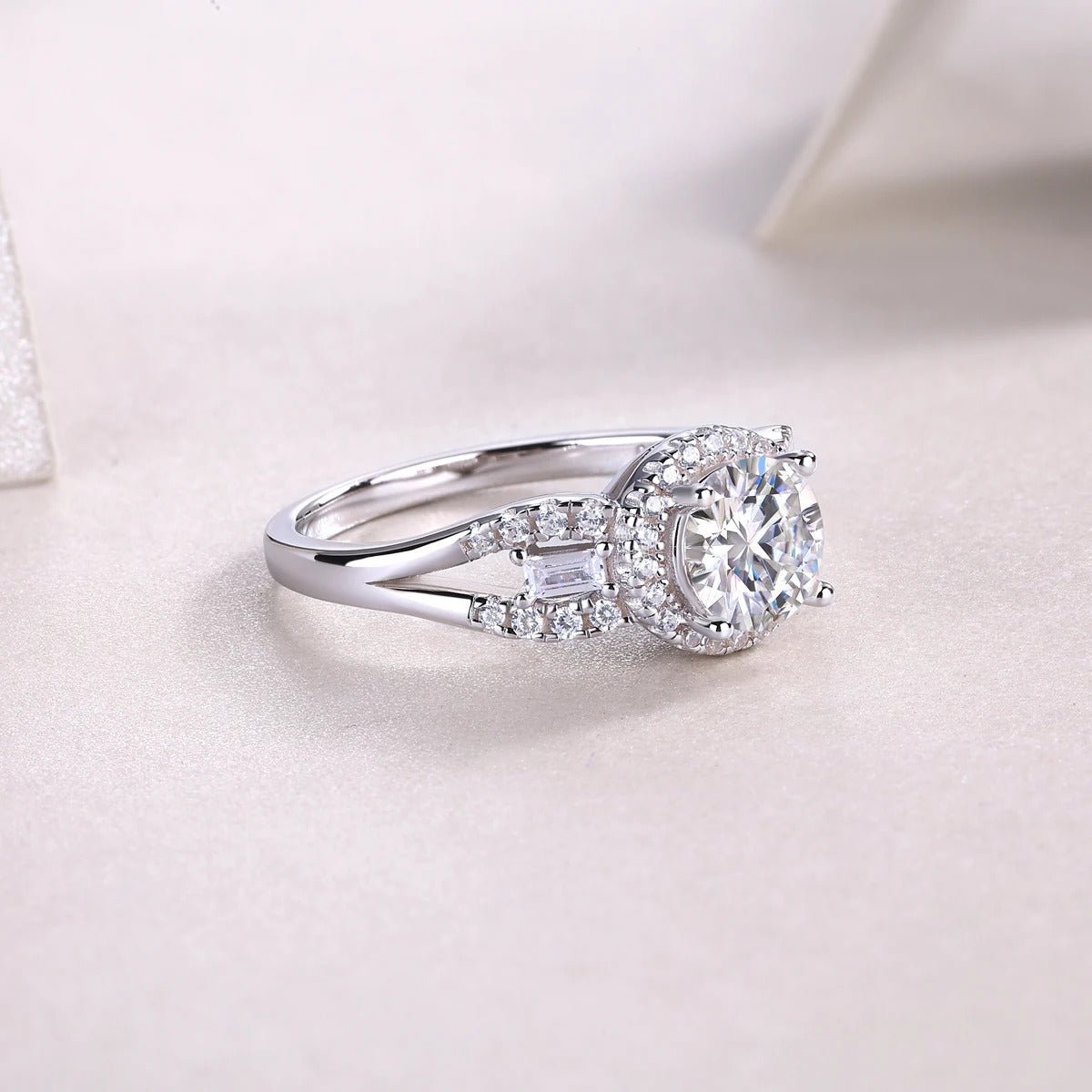 Charmsolo 1Ct Moissanite Halo Engagement Ring | S925 Silver 18K White Gold Plated | VVS1 D Color 8H8A Cut GRA Certified | R12984