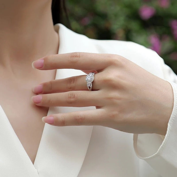 Charmsolo 1Ct Moissanite Halo Engagement Ring | S925 Silver 18K White Gold Plated | VVS1 D Color 8H8A Cut GRA Certified | R12984