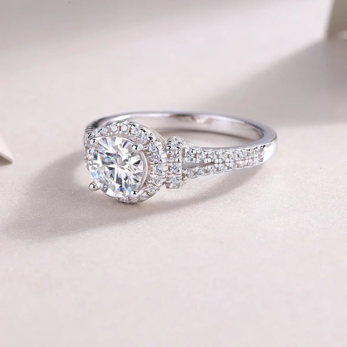 Charmsolo 1ct Moissanite Halo Ring | Crown Rhombus Setting | S925 Silver 18K White Gold Plated | GRA Certified