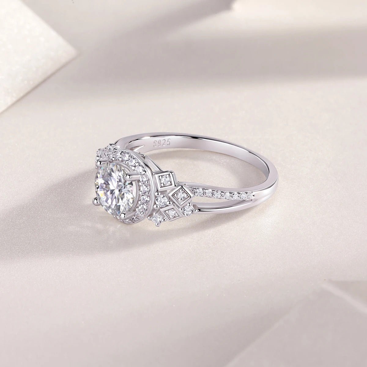 Charmsolo 1Ct Moissanite Halo Ring | S925 Silver 18K White Gold Plated | VVS1 D Color Geometric Vintage | R13327