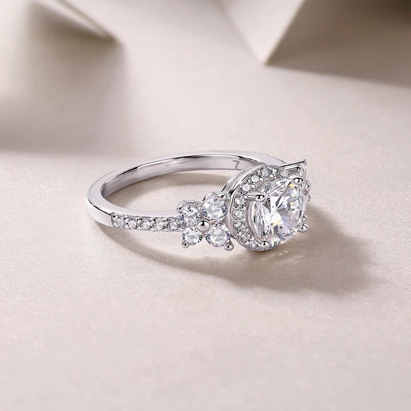 Charmsolo 1ct Moissanite Pavé Ring – 925 Sterling Silver 18K Gold Plated