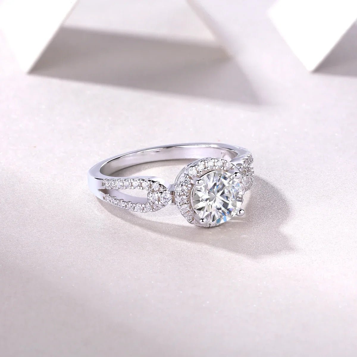 Charmsolo 1Ct Moissanite Zircon Halo Ring | S925 Silver 18K White Gold Plated | VVS1 D Color GRA Certified | R13049