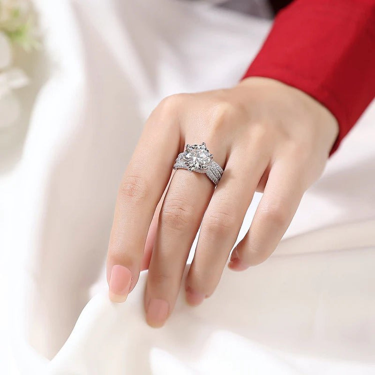 Charmsolo 5Ct Moissanite Solitaire Ring | S925 Silver 18K Plated | VVS1 D Color 11mm 8H8A Cut 108-Stone Pavé Band | R12686