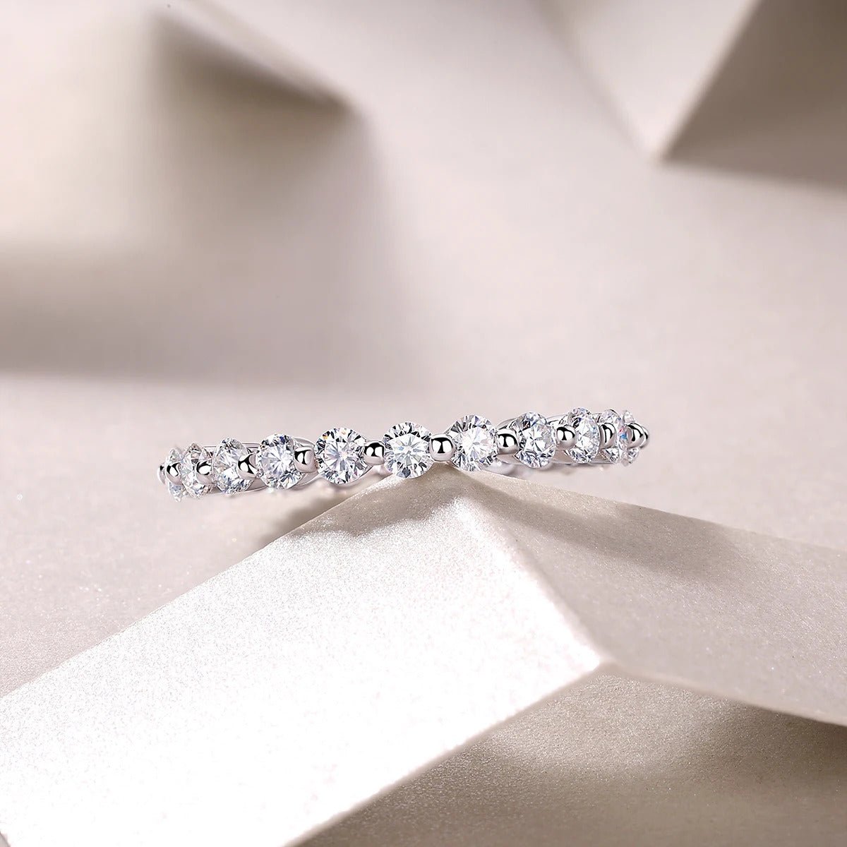 Charmsolo Moissanite Full Eternity Band Ring | S925 Silver | VVS1 D Color 2.6mm 8H8A Cut 21-Stone Geometric | R13141