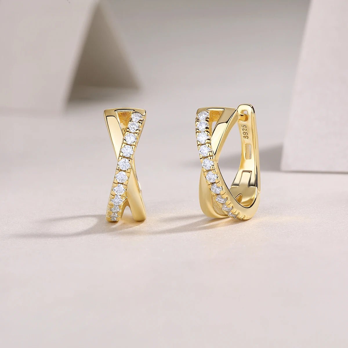 Charmsolo Moissanite Twisted Geometric Stud Earrings | S925 Silver | VVS1 D Color 22-Stone Pavé Hypoallergenic | E15296
