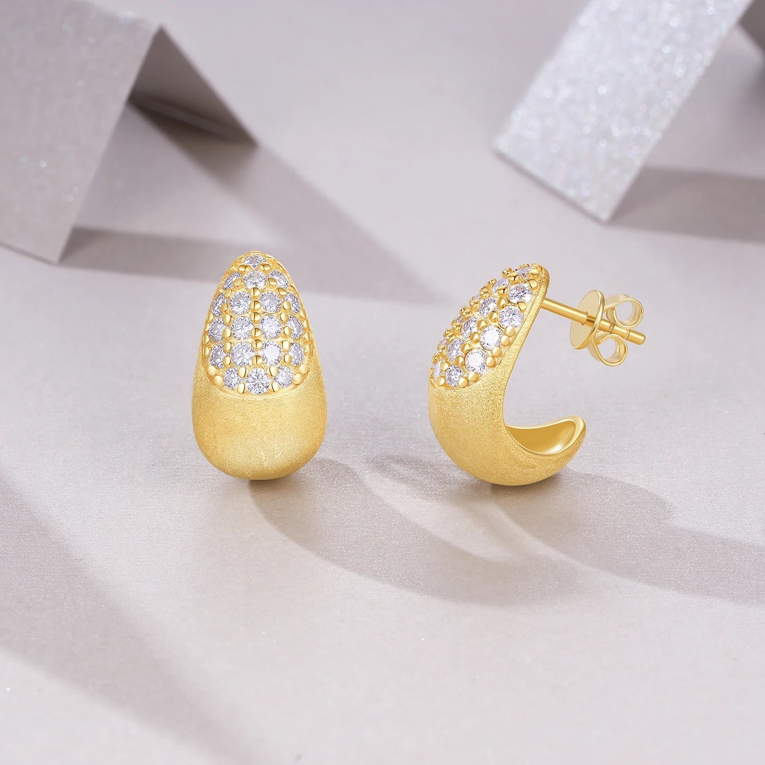 Charmsolo Moissanite Waterdrop Stud Earrings | S925 Silver 18K Gold Plated | VVS1 D Color 38-Stone 8H8A Italian Brushed | E15841