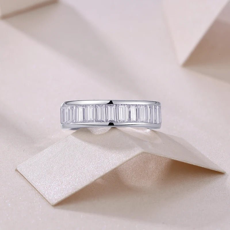 Charmsolo R13792 925 Sterling Silver Moissanite Geometric Ring – D Color VVS1, 27 Stones Pavé Band