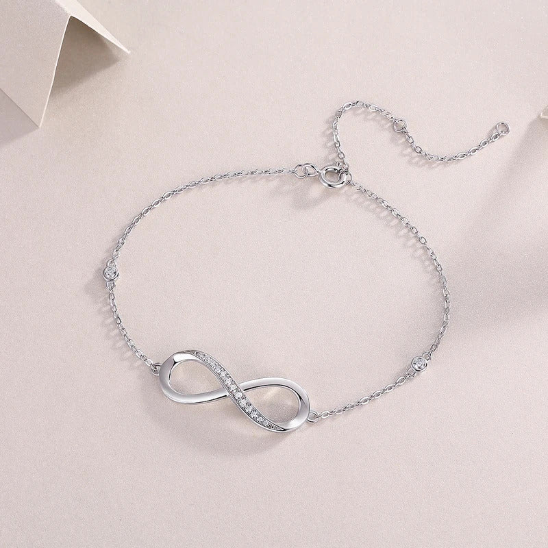Charmsolo VVS1 Moissanite 925 Sterling Silver Infinity Bracelet for Women | L13977