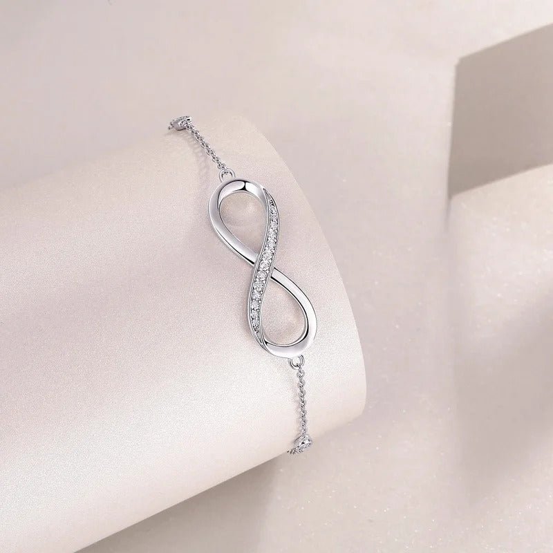 Charmsolo VVS1 Moissanite 925 Sterling Silver Infinity Bracelet for Women | L13977