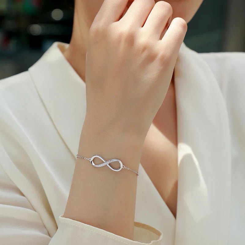 Charmsolo VVS1 Moissanite 925 Sterling Silver Infinity Bracelet for Women | L13977