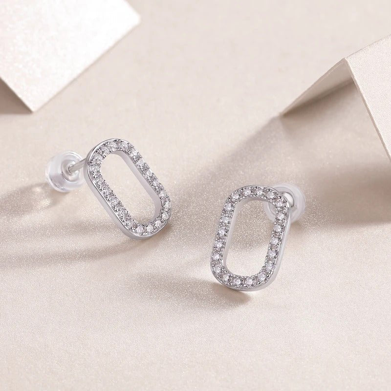 Icy Flower Moissanite Stud Earrings | S925 Silver 18K Gold Plated | 4 VVS1 D-Color Stones | GRA Certified | Charmsolo