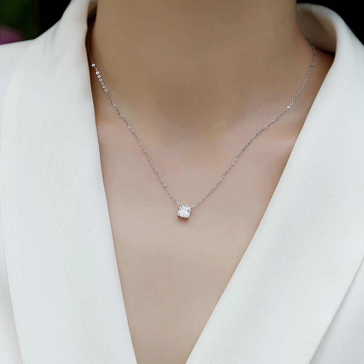 Moissanite Cross Chain Pendant Necklace | S925 Silver 18K Gold Plated | 5.5mm VVS1 D-Color | Hypoallergenic