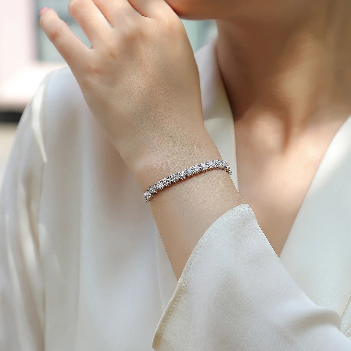 Moissanite Tennis Bracelet | S925 Silver 18K Gold Plated | 18 × 0.5ct VVS1 D-Color | Adjustable 14–20cm | GRA | Charmsolo