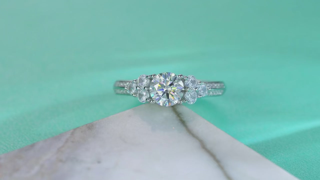 Moissanite Multi-Stone Ring 925 Silver – 1ct VVS1 D Color Prong Setting | Charmsolo