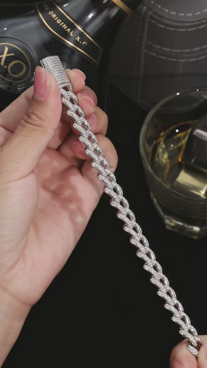 Full Pavé Moissanite Cuban Link Bracelet | S925 Silver 18K Gold Plated | 617 Eight Hearts & Arrows Stones | 7.17ct | GRA Certified | Charmsolo