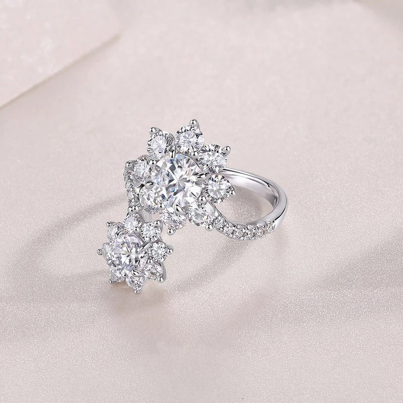 Sunflower Moissanite Halo Ring | S925 Silver 18K Gold Plated | 29 VVS1 Stones | GRA Certified | Charmsolo